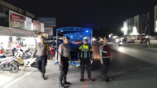 Polsek Sukajadi Laksanakan Patroli Blue Light, Kondusifkan Wilayah Saat Malam Hari
